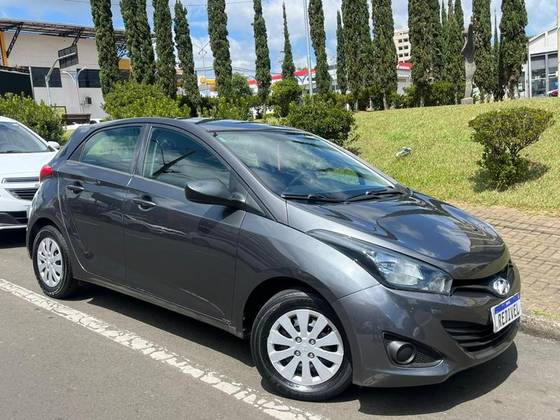 HYUNDAI HB20 1.0 COMFORT 12V FLEX 4P MANUAL HYUNDAI HB20 1.0 COMFORT 12V FLEX 4P MANUAL